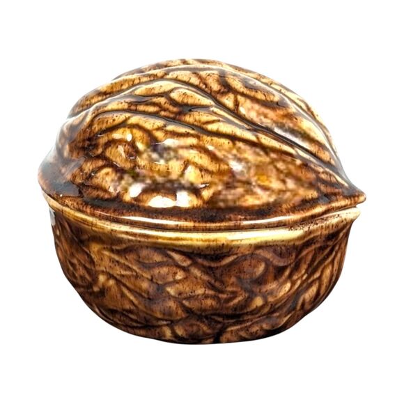 Hand Painted Walnut Trinket Box: Signed Bunny, Vintage Decor - Picture 7 of 7